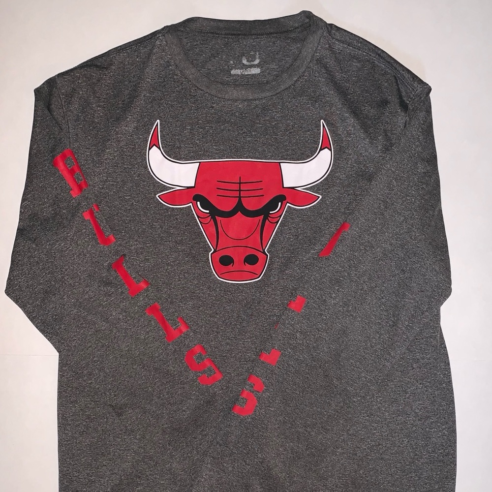 Chicago Bulls long sleeve shirt